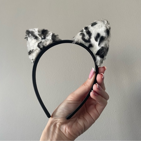 Cat Ears Headband - Picture 2 of 4